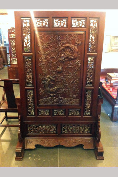 雕龍屏風